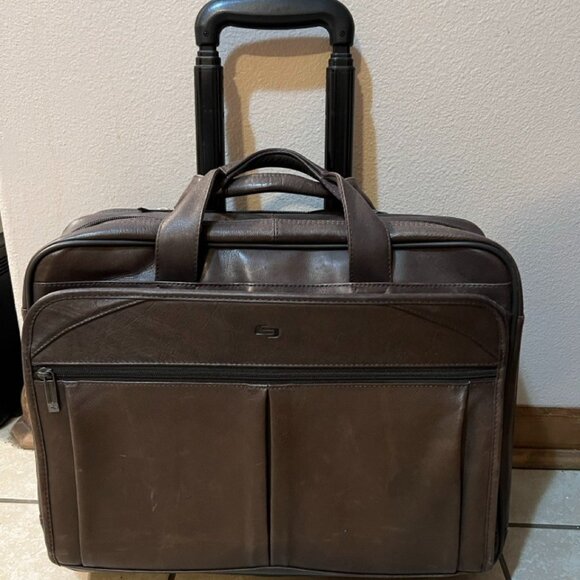 Solo Wheeled Brown Laptop Bag for Business Travel - Picture 1 of 4